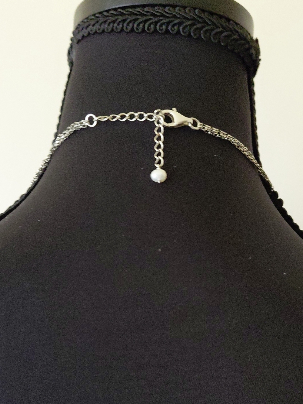 Sundance Silver Layered Necklace with White Pearls - Picture 2 of 3